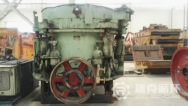  美卓HP500多缸圆锥破碎机