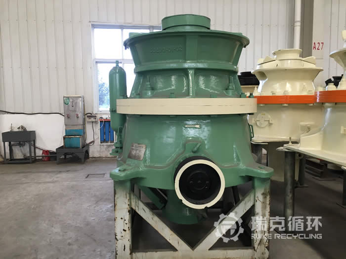 出售性能良好的二手CC200MF圆锥破碎机