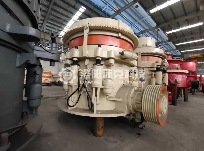 再制造美卓HP300多缸圆锥破碎机出售